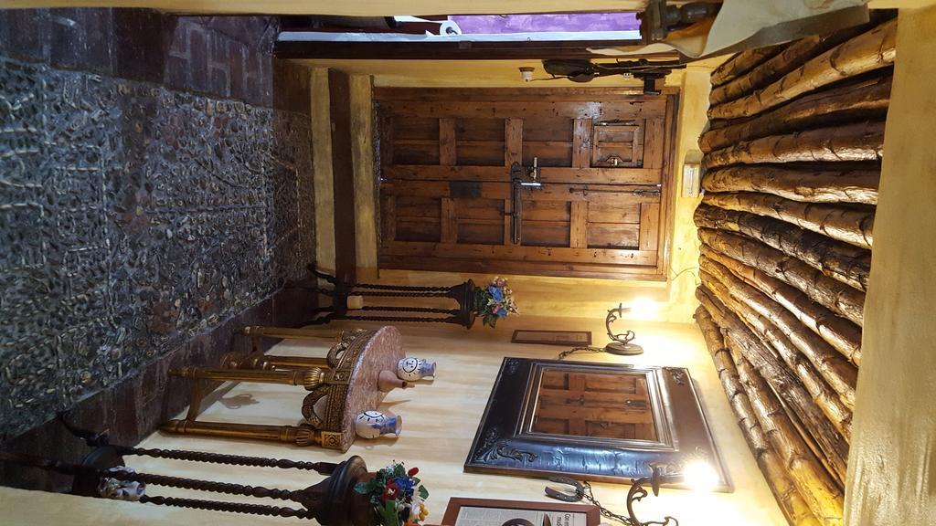 Posada Meson Mudejar Archez Luaran gambar